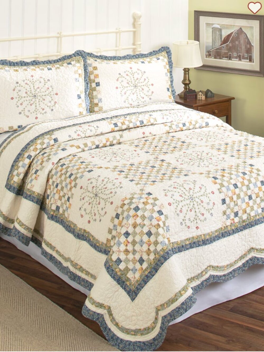 Nostalgia Home Emily Quilt Set with Matching Pillow Shams